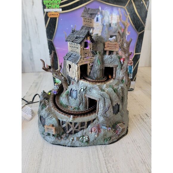 Lemax 2006 dead man's mind spooky town Village Halloween accessory Xmas - Picture 1 of 11